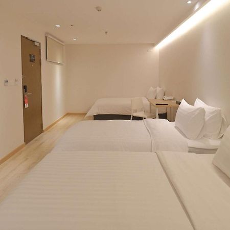 Simplestay Chatuchak, Surestay Collection By Best Western Bangkok Exterior foto